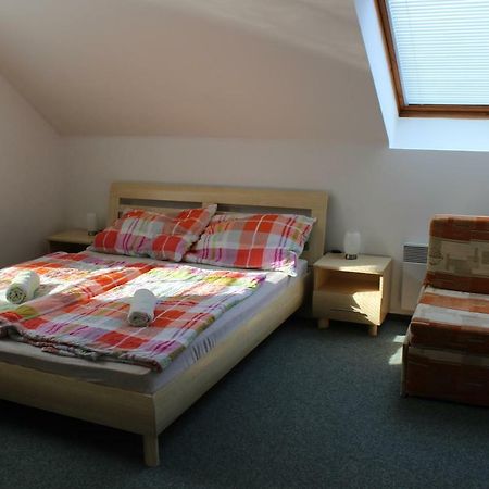 Apartman V Podskali Hluboká nad Vltavou Exterior photo